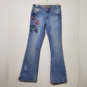 Distressed Vanilla Jeans Women Floral Decal Rhinestone Blue Flare Leg Stretch